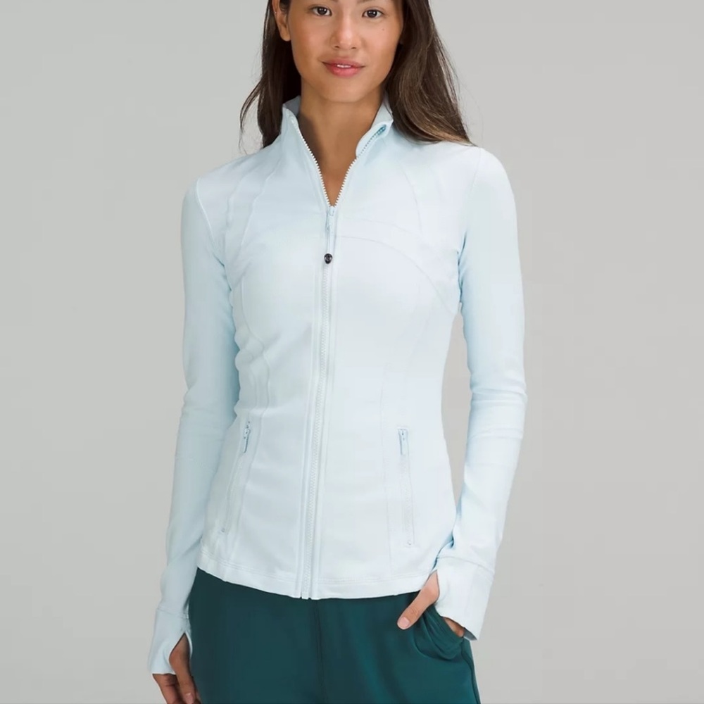 LULULEMON POWDER BLUE LUON DEFINE JACKET, size 14